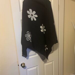 Black and White Floral Women's Sweater